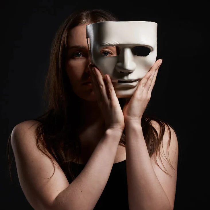 Masken anderer Menschen entfernen